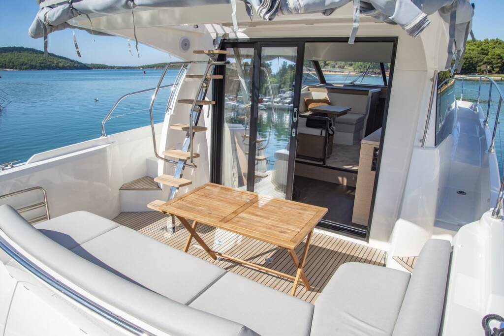 Prestige 420