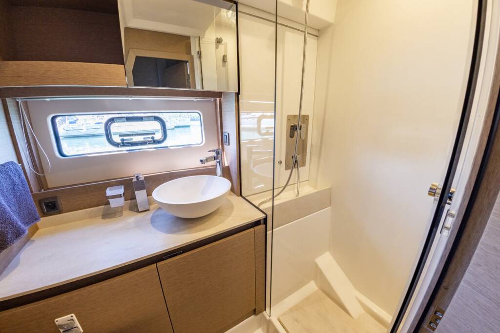 Prestige 420